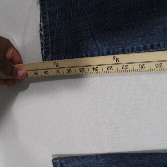Levi's Women Blue Jeans Demi Curve Casual Size 30 - Picture 7 of 11